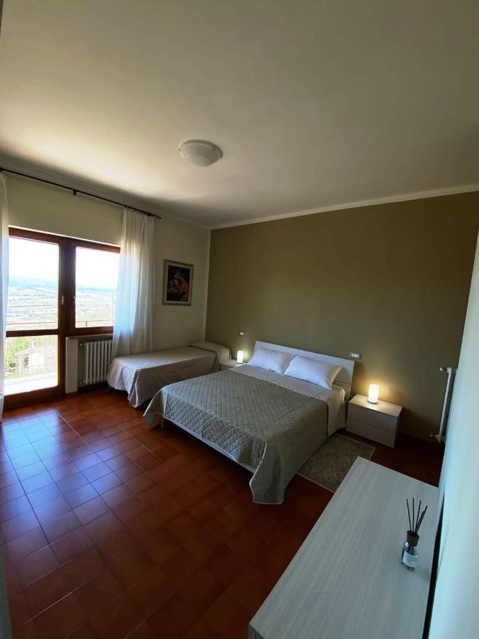 Il Panorama Di Trevi Hotell Exteriör bild